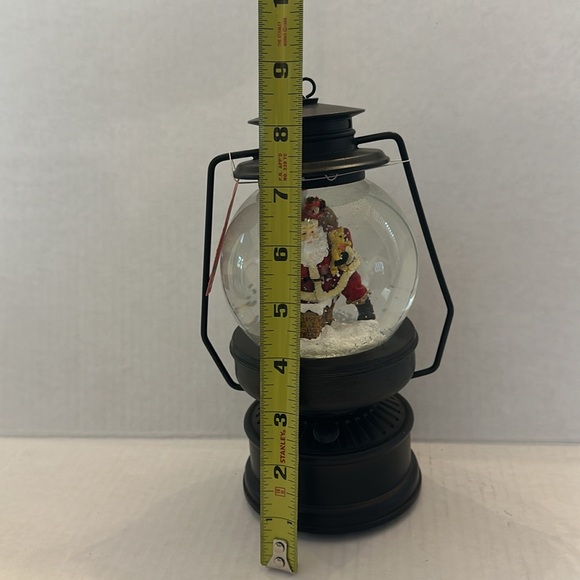 Martha Stewart Lantern Santa Snowglobe Waterglobe Musical Globe - Picture 6 of 7